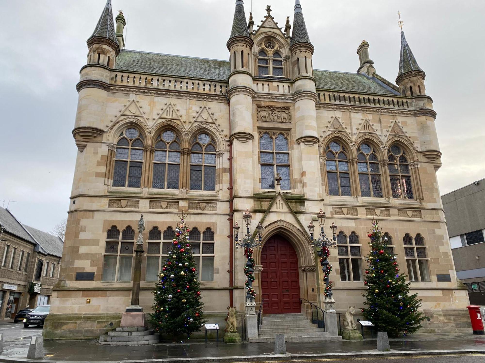 No 10 Immaculate City Centre, Top Floor 2 Bed Flat With Free Parking Inverness Bagian luar foto